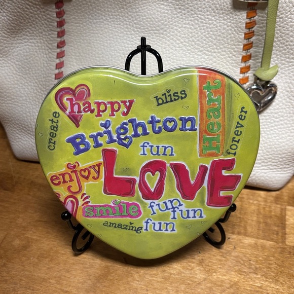 Brighton rare vintage White Shoulder Bag With Brighton Tin Magnetic closure - Picture 2 of 13